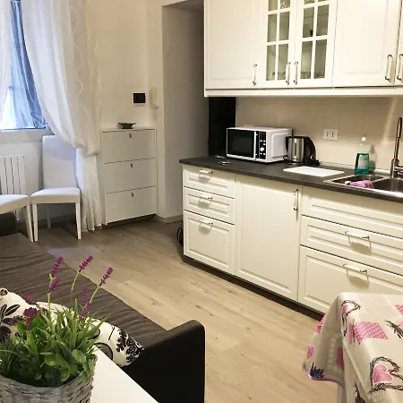 Tirreno Porta Nuova Apartment *